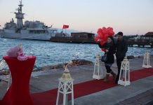 İnciraltı Evlenme Teklifi Organizasyonu Uçan Balon Buketi