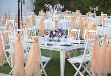 izmir düğün organizasyonu sandalye ve masa süsleme hizmeti